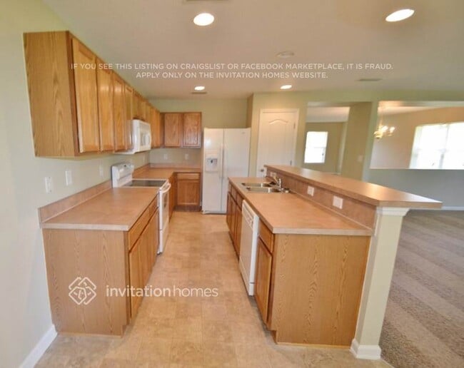 Photo - 1727 Mitten Terrace