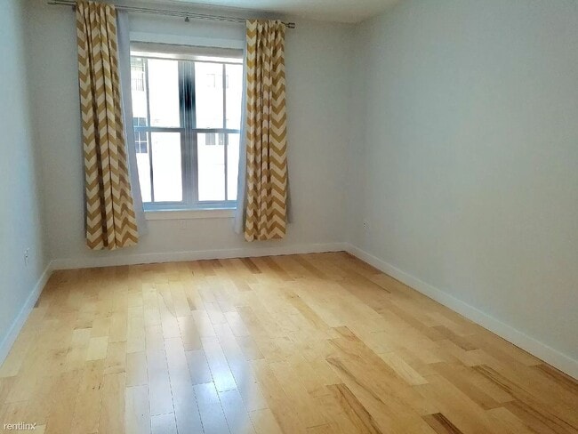 Photo - 2BR/2BA Condo Available October 1st!! - Great Downtown Location!! Unit 210