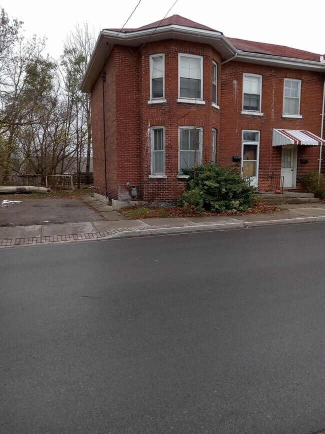 Photo - 259 George St