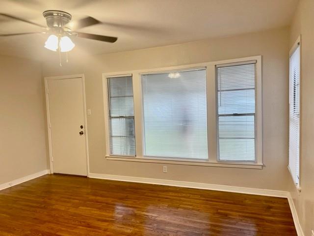 Photo - 3760 Kris St