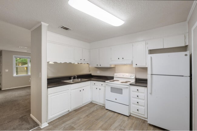 Photo - 2837 Lumpkin Rd Unit B