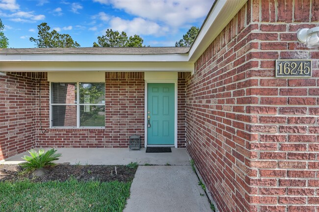 Photo - 16245 Sun View Ln