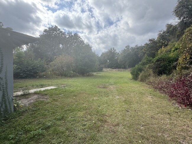 Photo - 1001 Lucas St