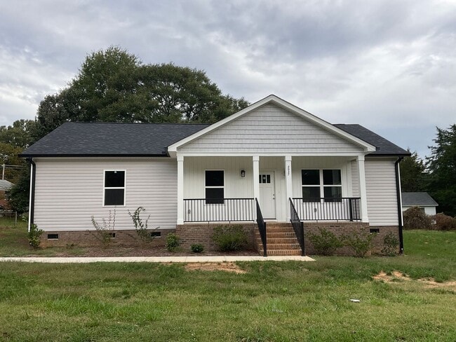 Building Photo - Available Now!!