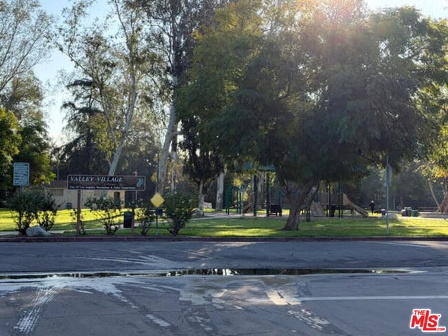 Photo - 5027 Westpark Dr