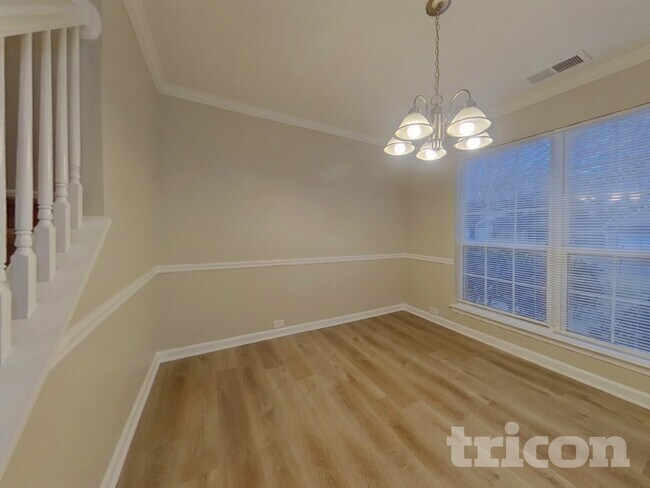 Photo - 915 Riley Farm Ln