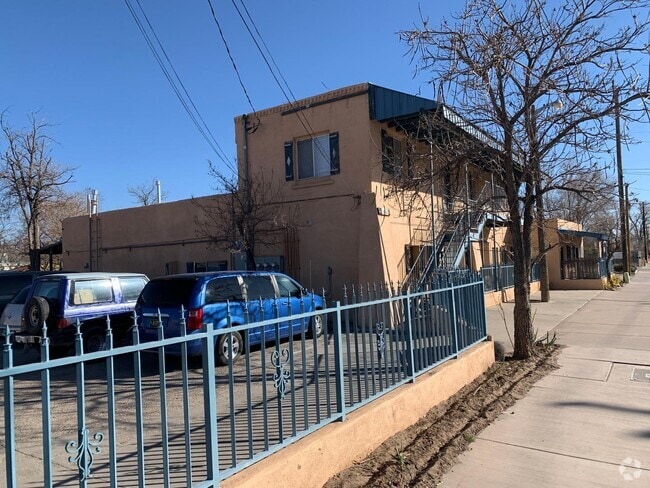 Building Photo - 9656 4th St NW Unit Apt F
