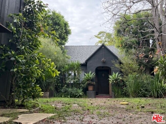 Photo - 2506 28th St