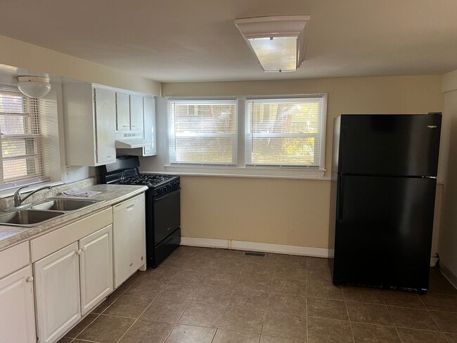 929 Greenbrier Rd Unit C
