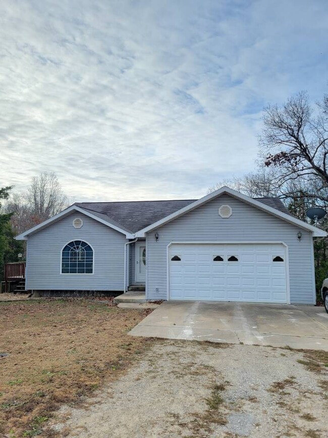 Building Photo - 17010 Lariat Ln