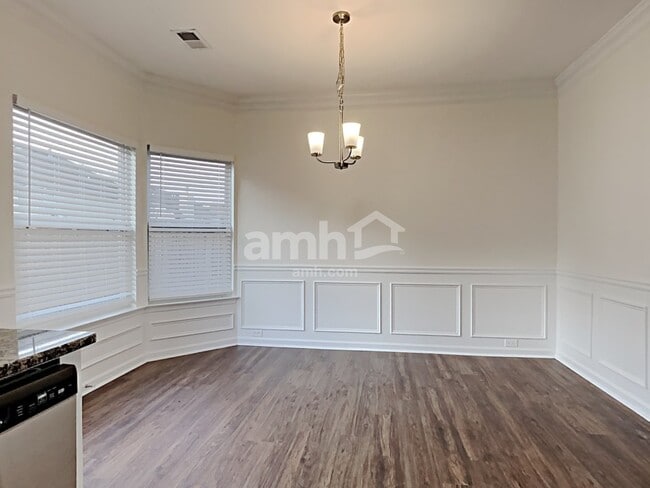 Photo - 4150 Arch Pass