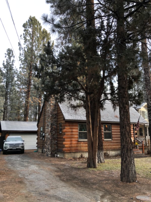 925 E Barker Blvd