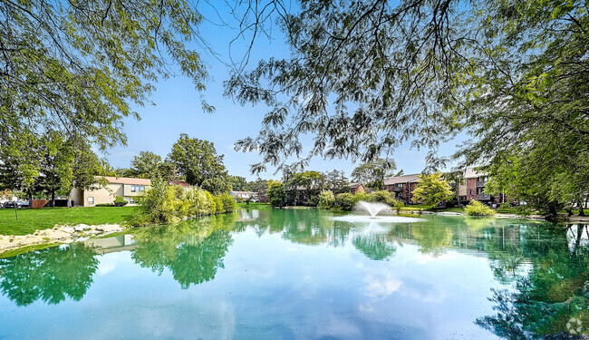 Building Photo - Lake Eden Apartments & Townhomes