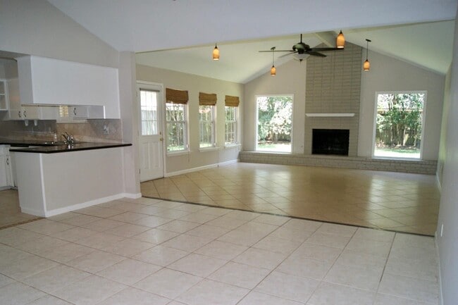 Photo - 5522 Dryad Dr