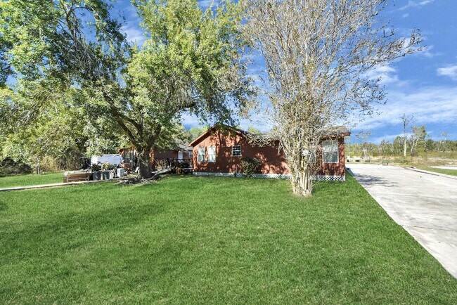 Photo - 2510 Delaware Ave