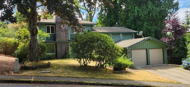 Beautiful 5 bed 3 bath Kirkland single fam... - Beautiful 5 bed 3 bath Kirkland single fam... House