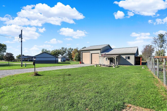 Photo - 940 W 1090 N