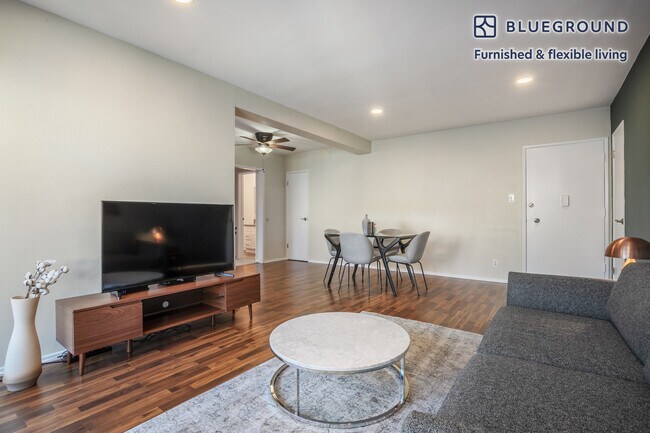 Photo - 11645 Gorham Ave Unidad FL2-ID188