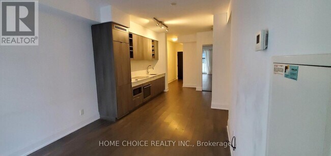 Photo - 101 Erskine Ave Unité 1403