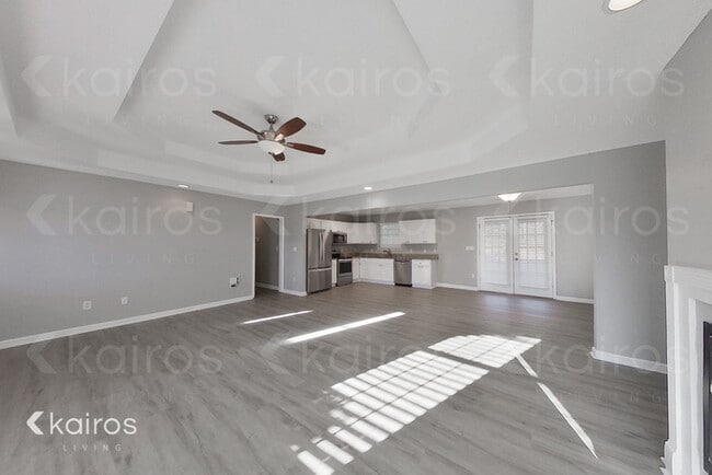 Photo - 334 Amanda Dr