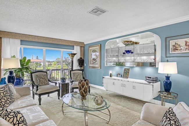 13833 Royal Palm Ct Unidad B