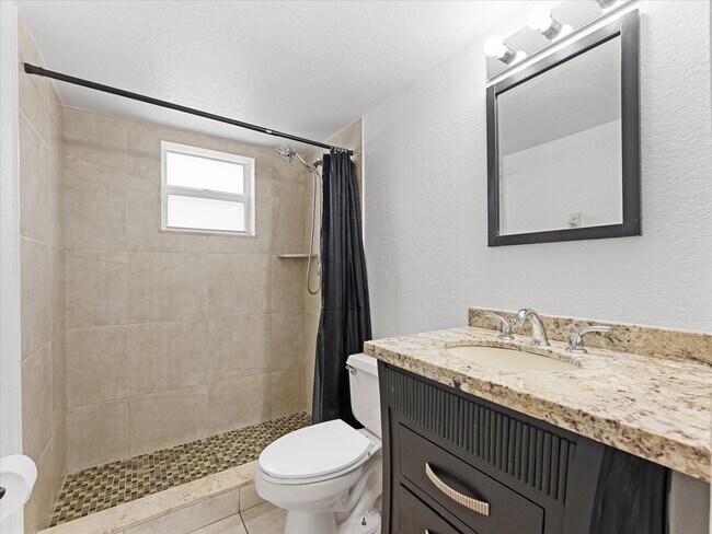 Photo - 241 SE 9th Ave Unit 104