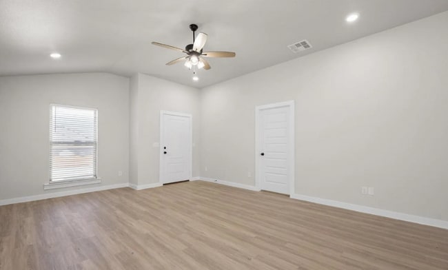 Photo - 1603 132nd St