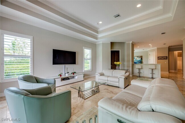 Photo - 6560 Roma Way