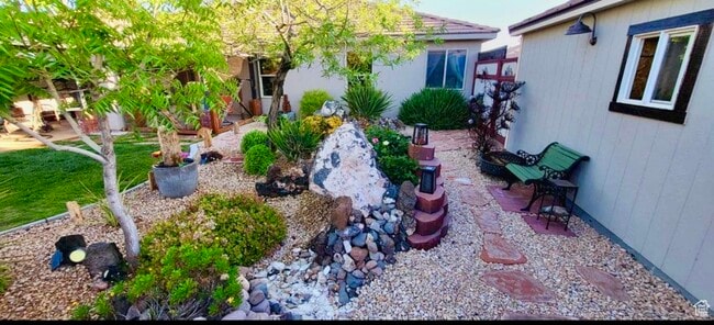 Photo - 2705 W 270 N