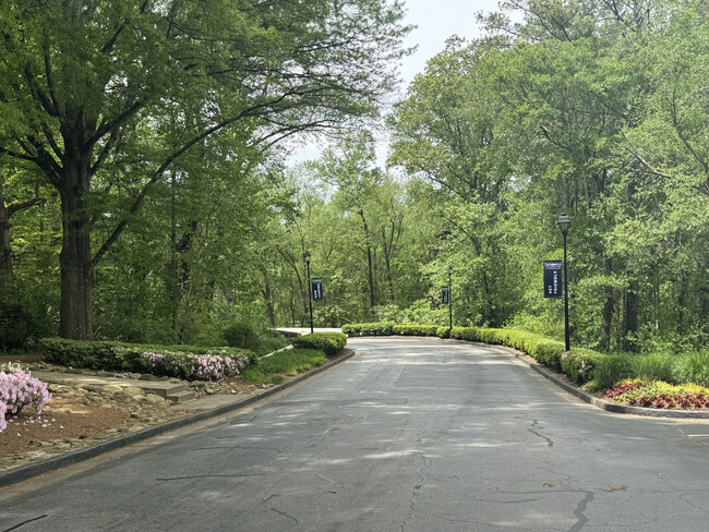 Photo - Crossing at Holcomb Bridge Apartments