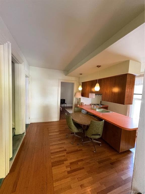 Photo - 426 E 4th St