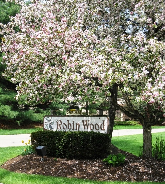Robinwood Apartments Stow, OH