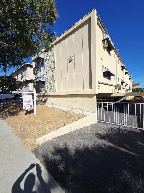 332 Cornell Dr