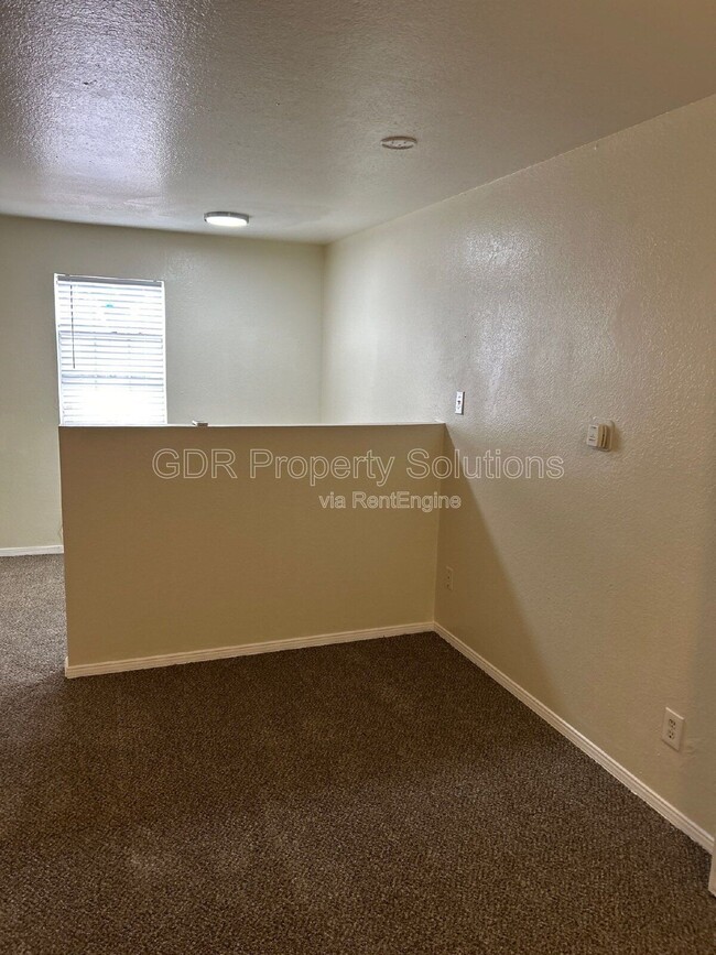 Photo - 401 14th St NW Unidad 27