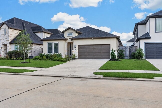 Photo - 21622 Laggan Clf Ln