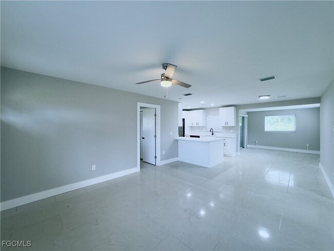 Photo - 4432 E Riverside Dr