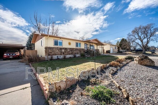 Photo - 61 University Cir