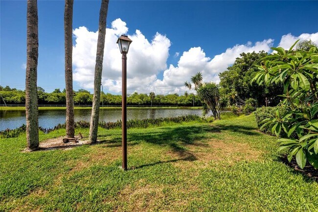 Photo - 744 116th Ave N Unidad 1901