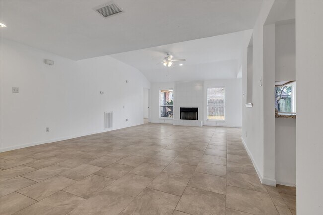 Photo - 4307 Eagle Fork Dr