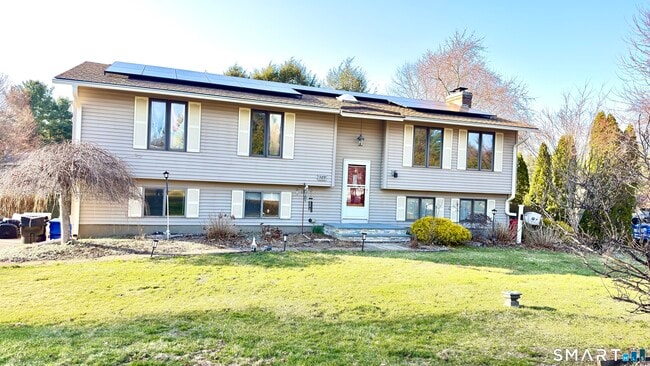 Photo - 309 Brookfield St