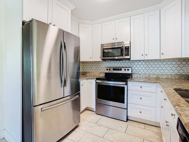 Photo - 2701 S Manhattan Ave