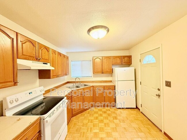 Photo - 1609 E Reserve St