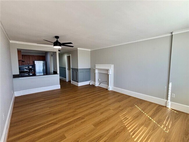 Photo - 2479 Peachtree Rd NE Unit 1109