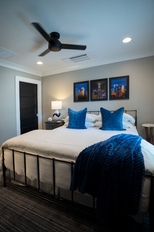 Photo - 2030 W Trade St