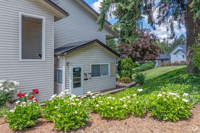 Centro de arrendamiento - The Maples