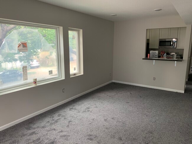 Photo - 2106 Fairmont St SE