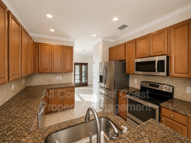 Photo - 211 Red Fox Ct
