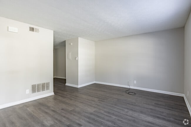 2BR, 1BA - 1200SF