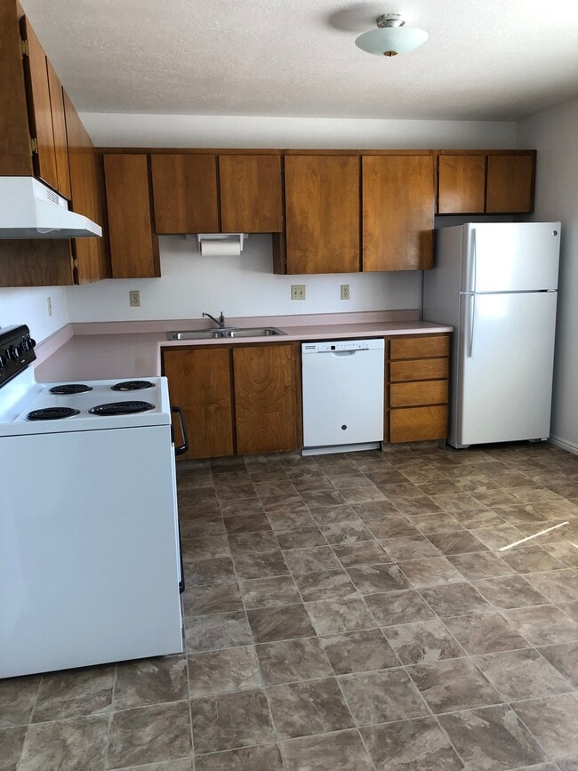 Photo - 148 W 1140 N Unit Apt 2