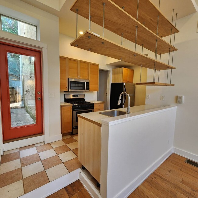 Photo - Bright and spacious one bedroom units in a great location in Brewerytown Unit 1